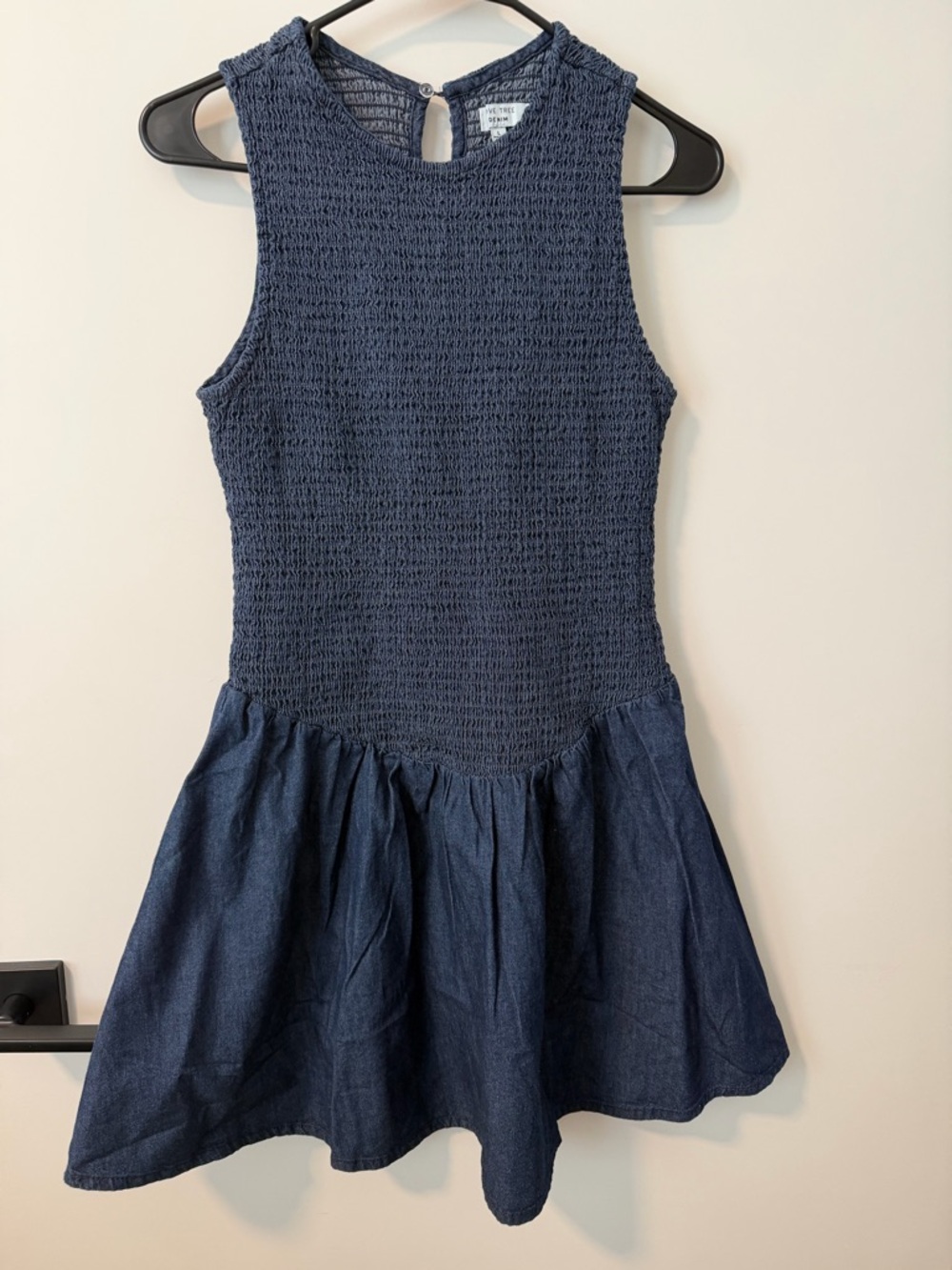 Casual Sleeveless Navy Smocked Waist Dress